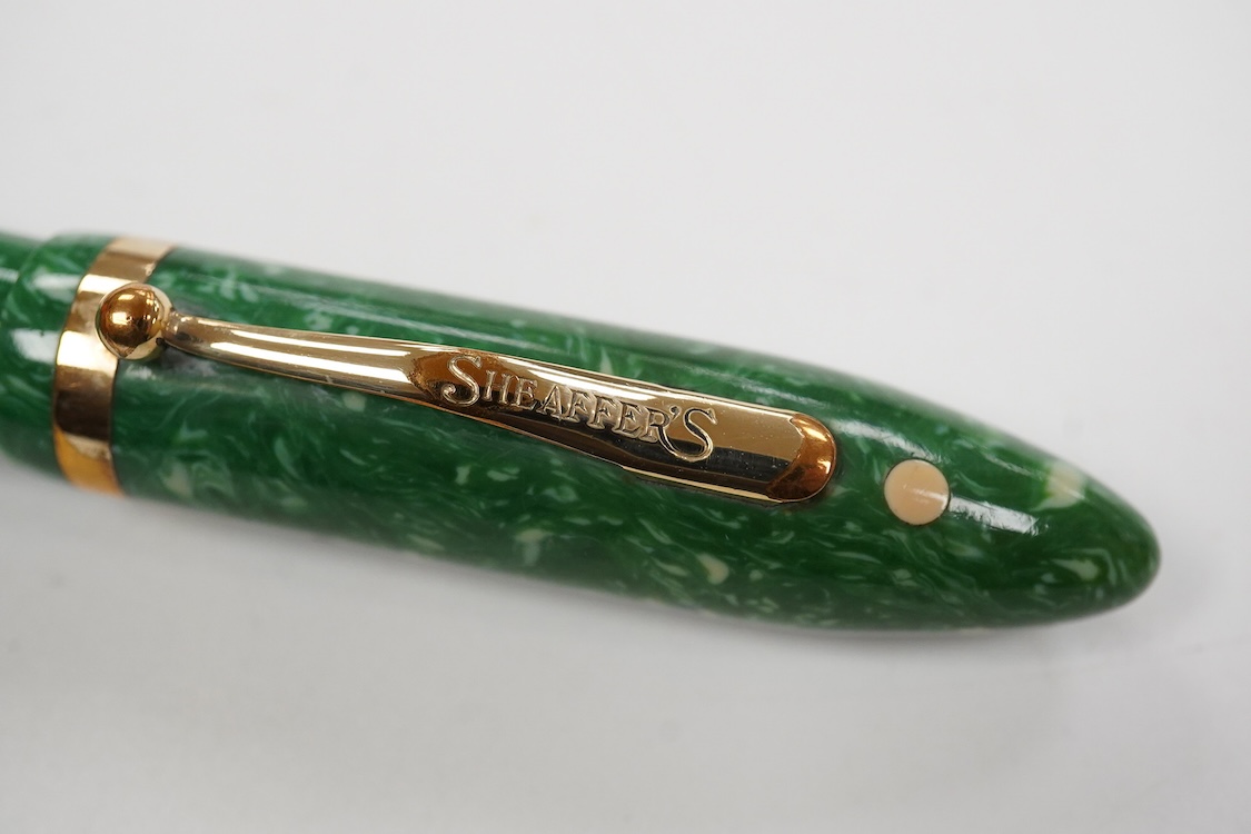 A Sheaffer Oversize Balance jade green fountain pen - superb colour